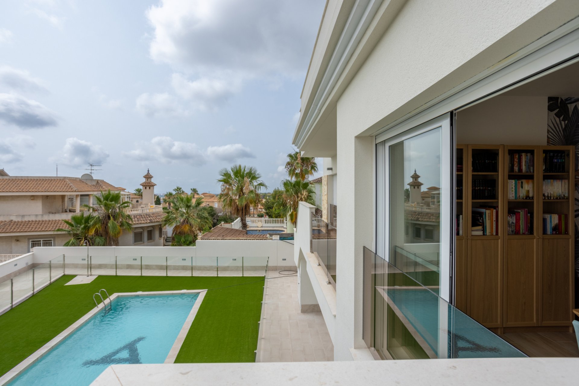 Herverkoop - Penthouse -
Villamartin - Costa Blanca