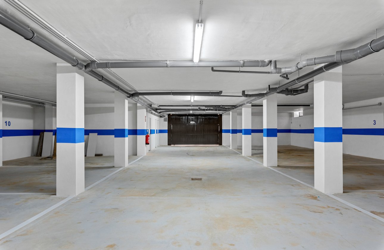 Herverkoop - Penthouse -
Villamartin - Costa Blanca