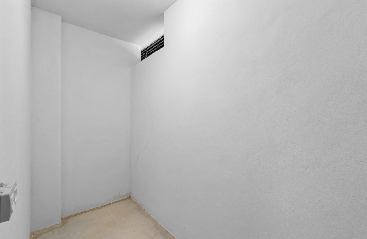 Herverkoop - Penthouse -
Villamartin - Costa Blanca