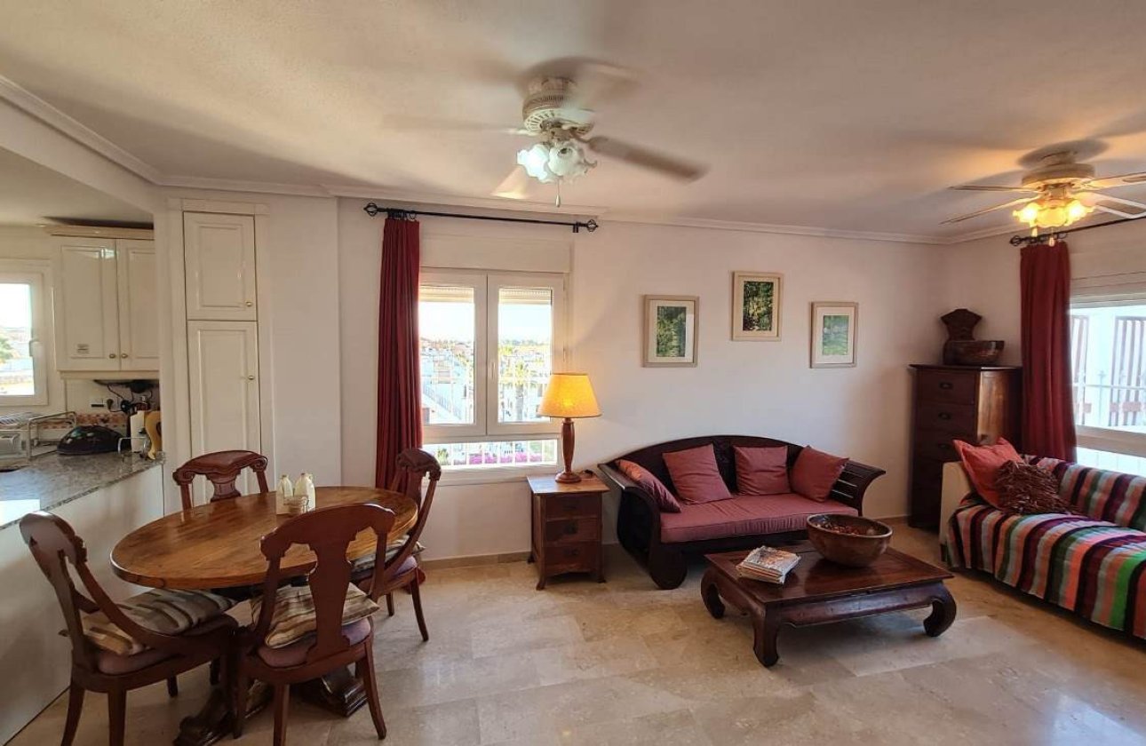 Herverkoop - Penthouse -
Villamartin - Costa Blanca