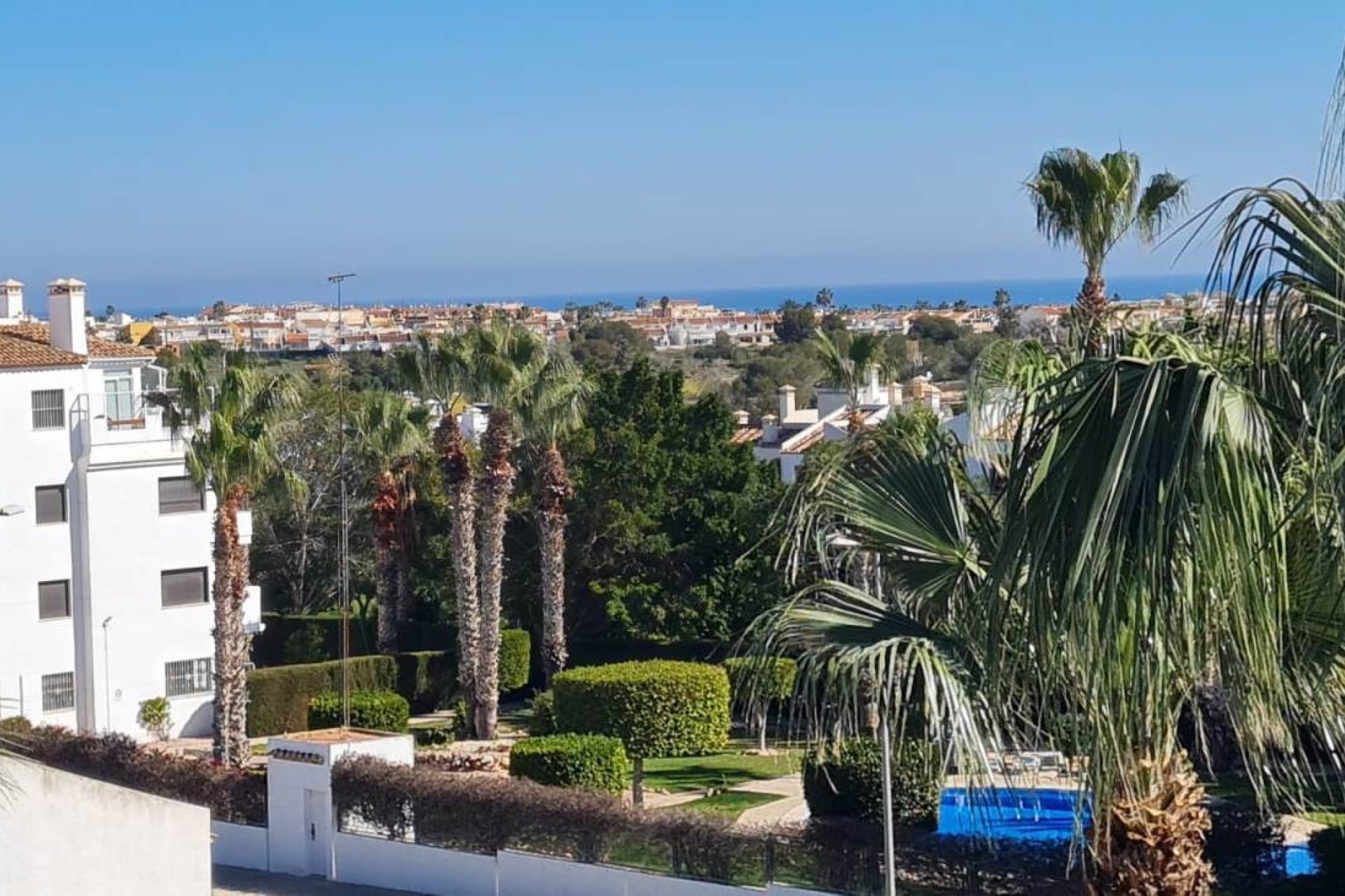 Herverkoop - Penthouse -
Villamartin - Costa Blanca