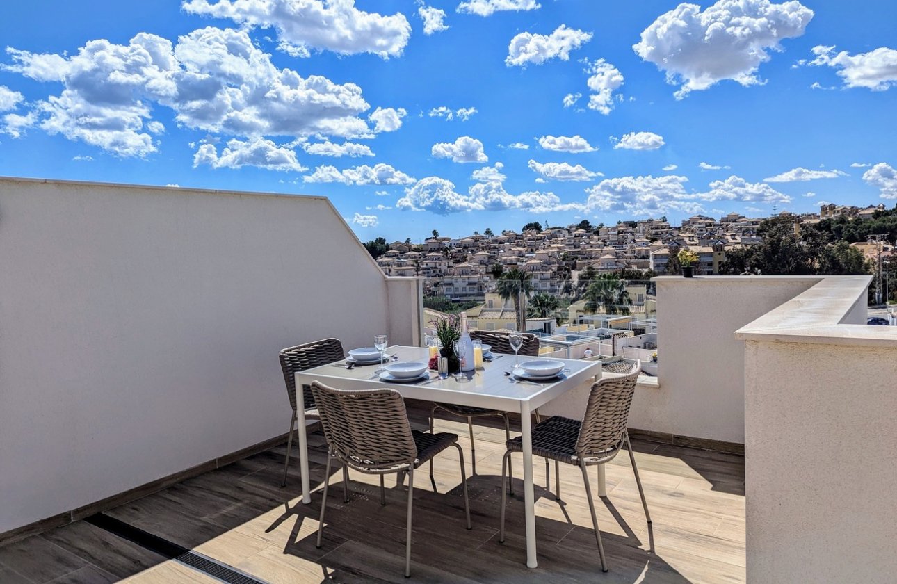 Herverkoop - Penthouse -
Villamartin - Costa Blanca