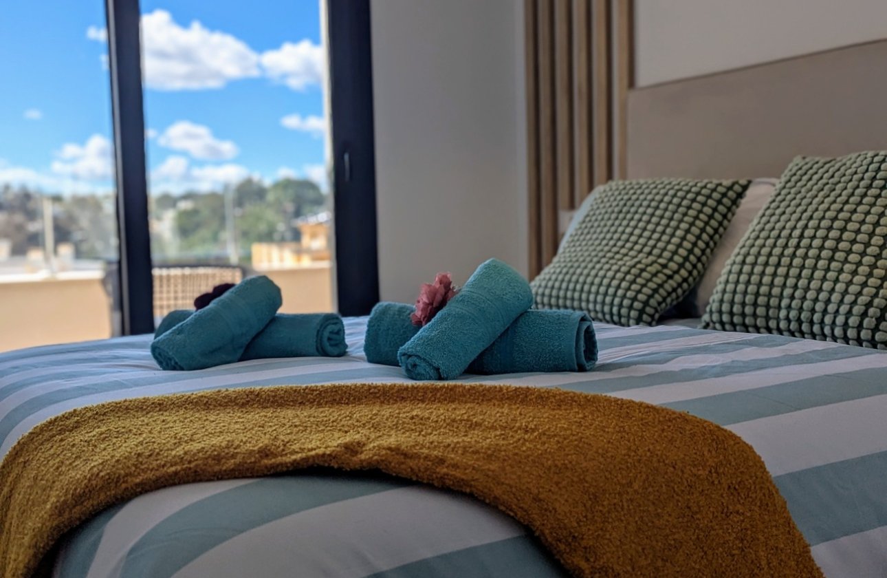 Herverkoop - Penthouse -
Villamartin - Costa Blanca