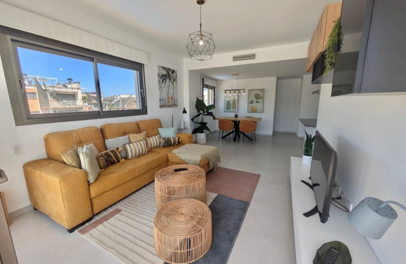 Herverkoop - Penthouse -
Villamartin - Costa Blanca