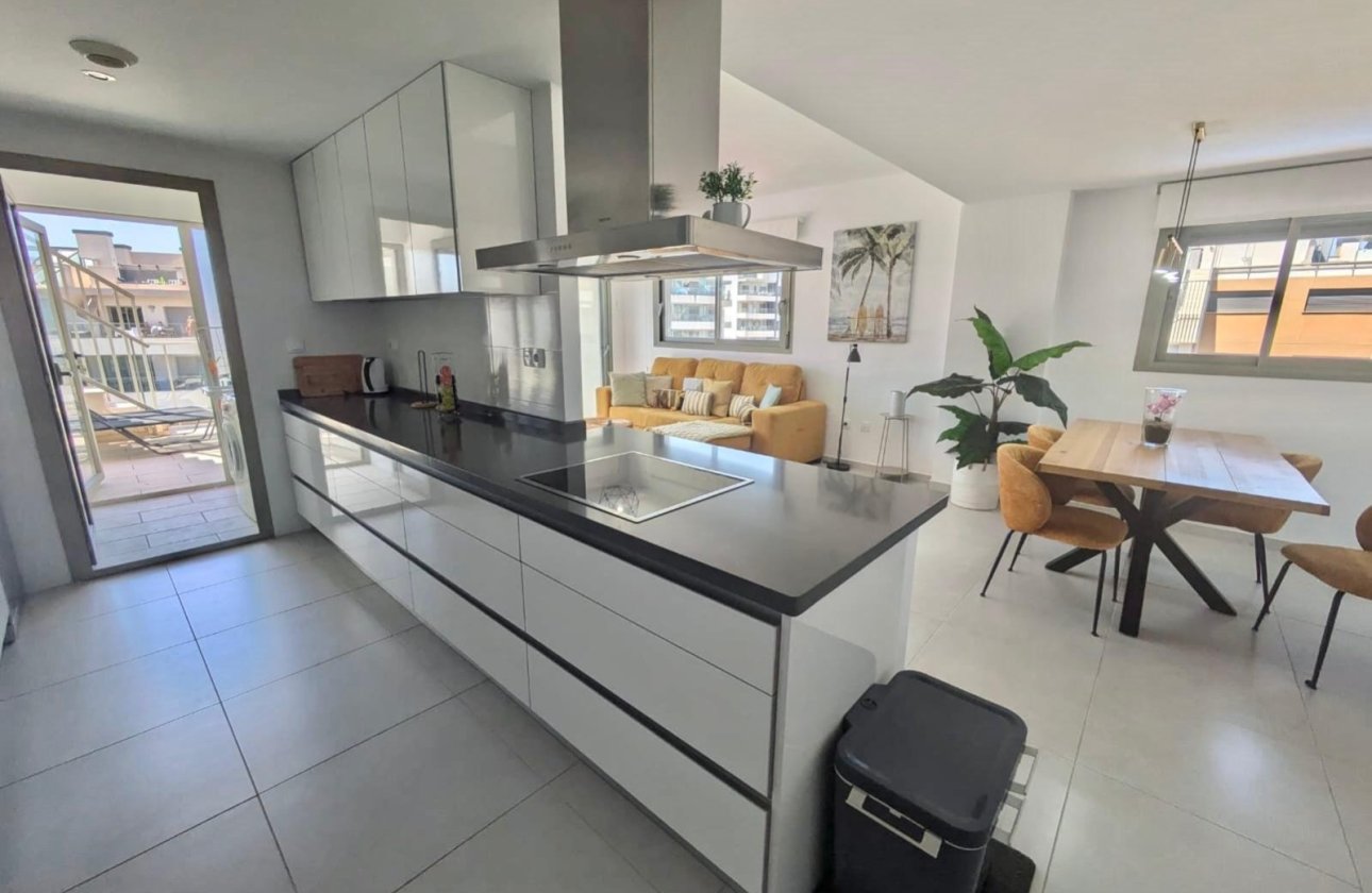 Herverkoop - Penthouse -
Villamartin - Costa Blanca