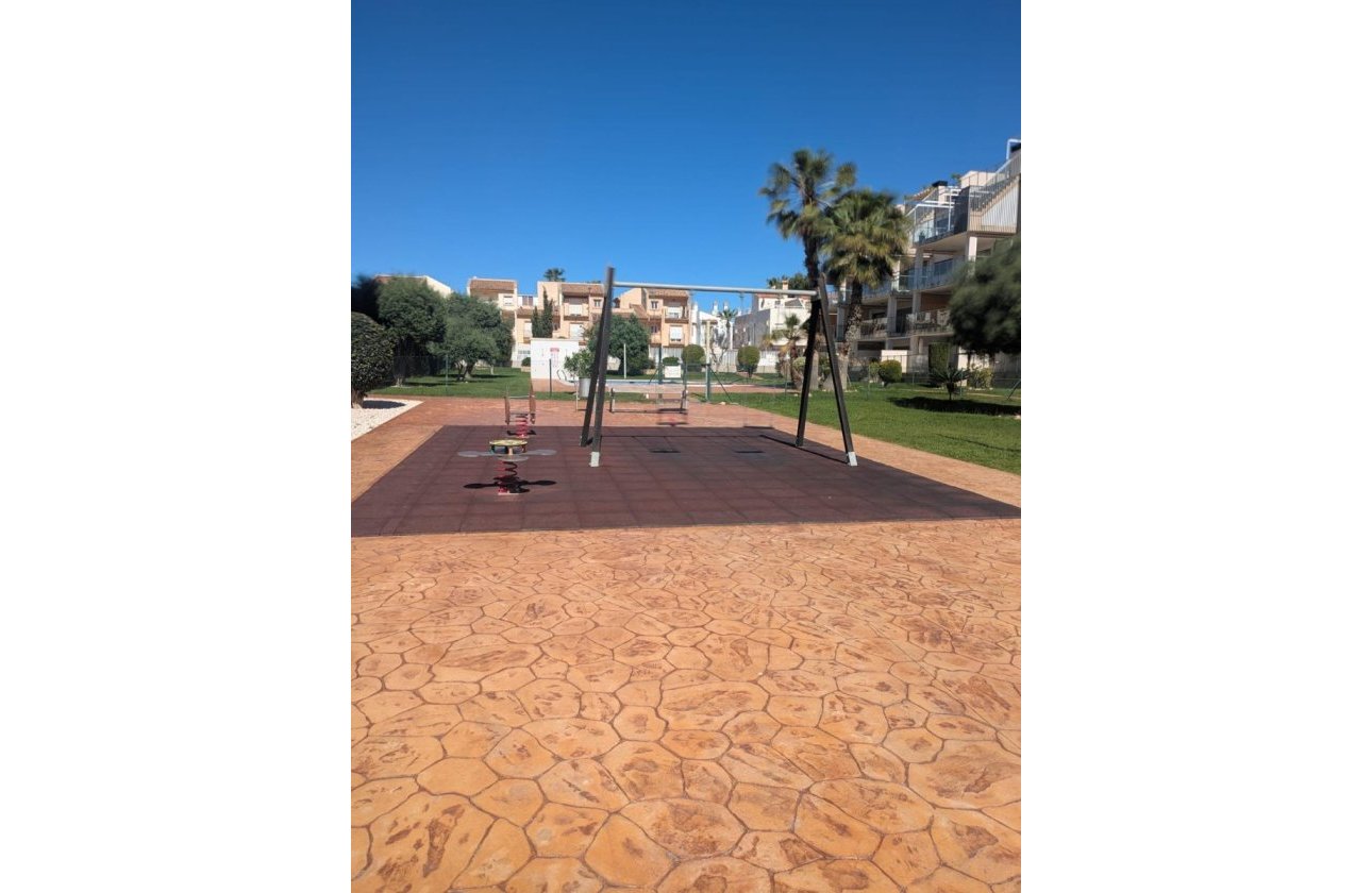 Herverkoop - Penthouse -
Villamartin - Costa Blanca