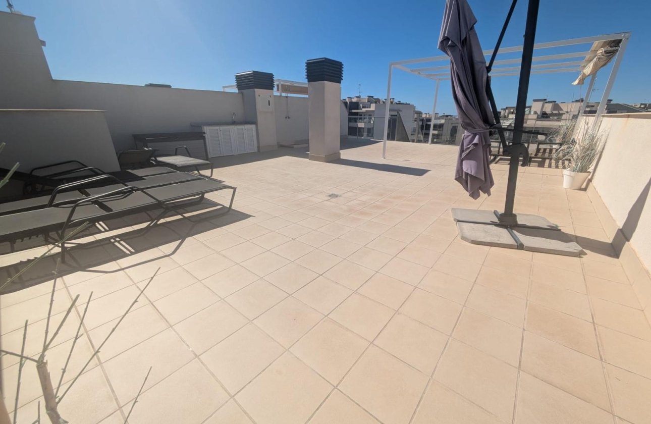 Herverkoop - Penthouse -
Villamartin - Costa Blanca