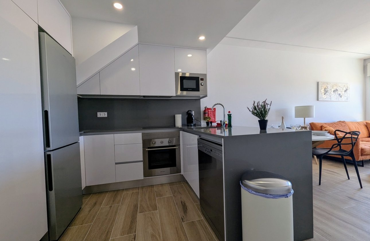 Herverkoop - Penthouse -
Villamartin - Costa Blanca