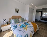Herverkoop - Penthouse -
Villamartin - Costa Blanca