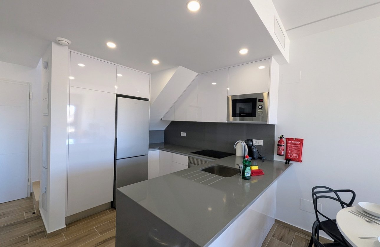 Herverkoop - Penthouse -
Villamartin - Costa Blanca