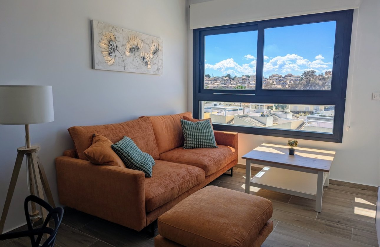 Herverkoop - Penthouse -
Villamartin - Costa Blanca