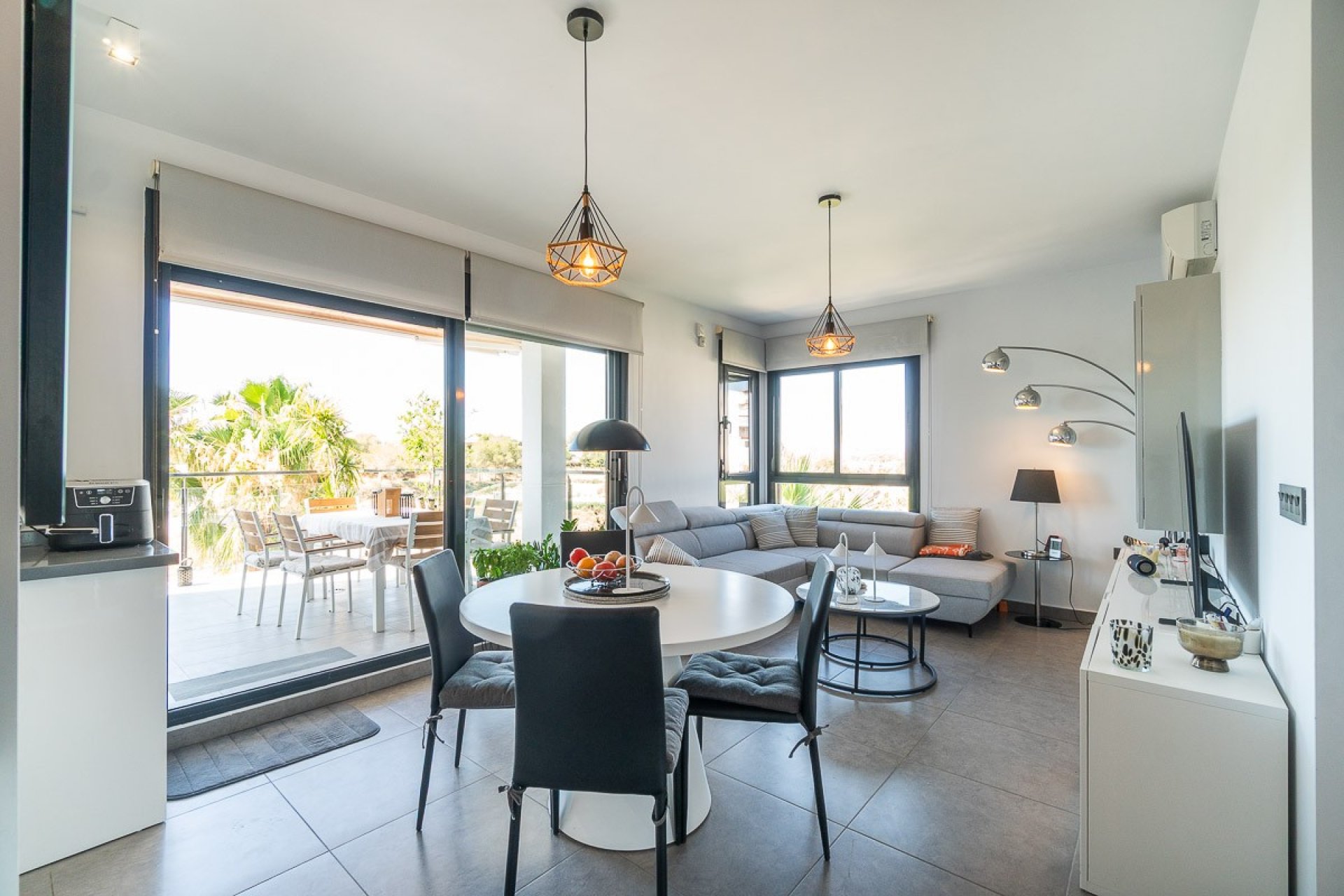 Herverkoop - Penthouse -
Villamartin - Costa Blanca