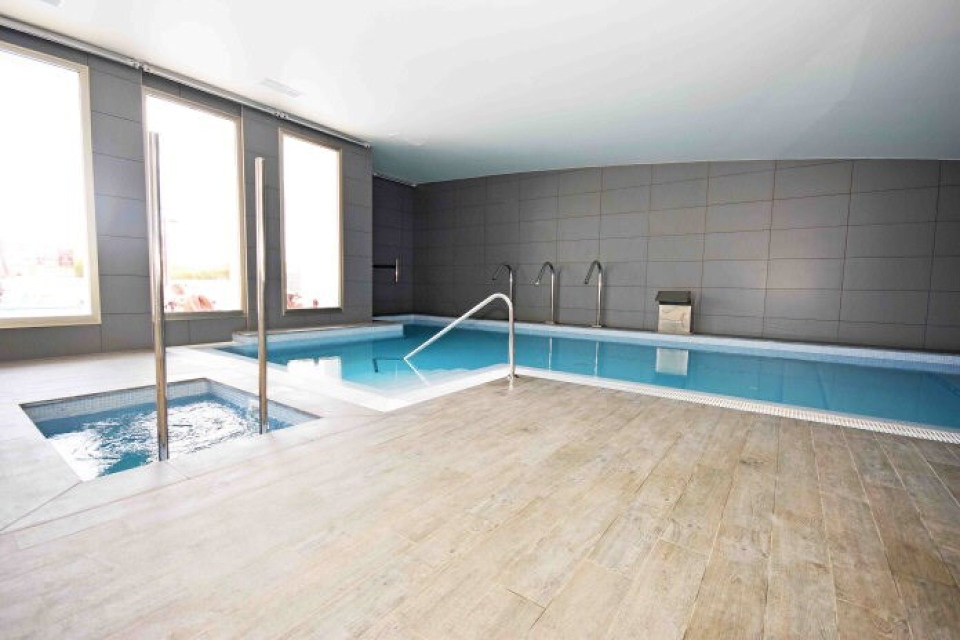 Herverkoop - Penthouse -
Villamartin - Los Dolses