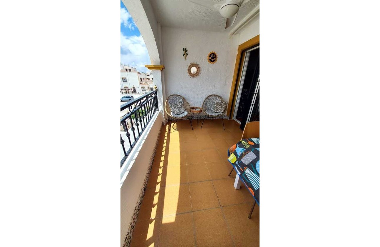 Herverkoop - Penthouse -
Vistabella Golf Entre Naranjos - Costa Blanca