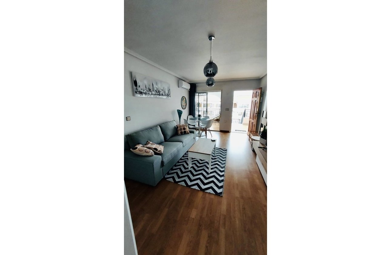 Herverkoop - Penthouse -
Vistabella Golf Entre Naranjos - Costa Blanca