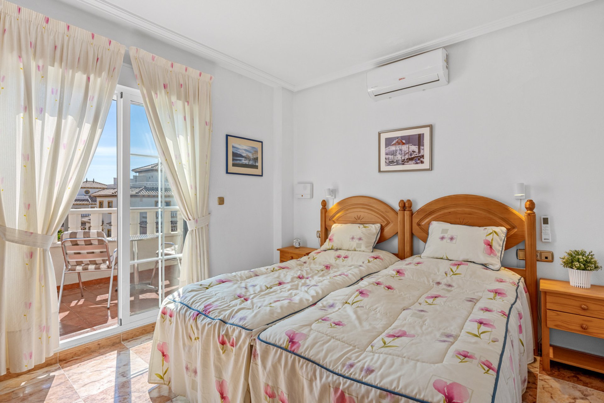 Herverkoop - Quad House -
Cabo Roig - Costa Blanca