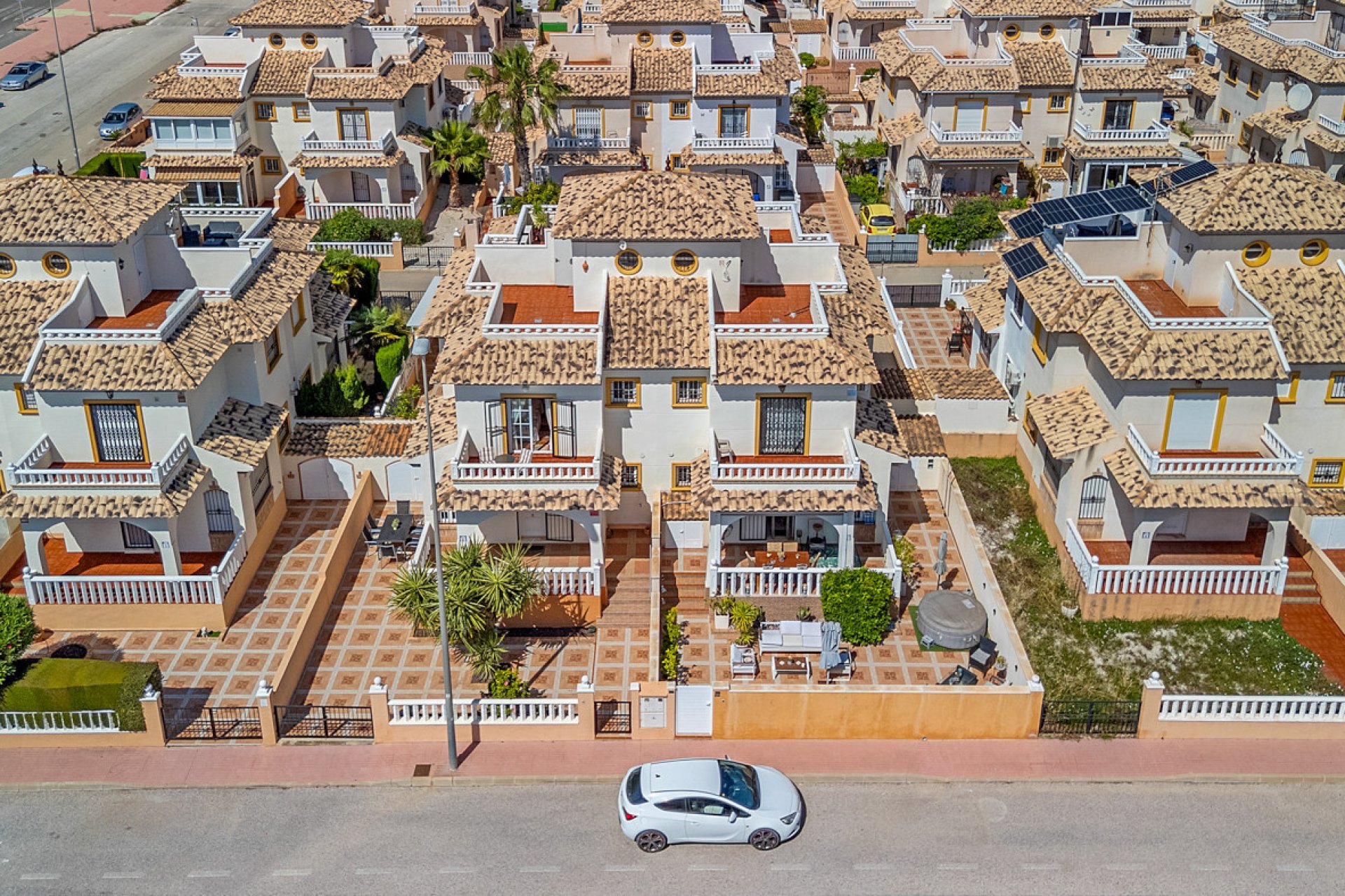 Herverkoop - Quad House -
Cabo Roig - Costa Blanca