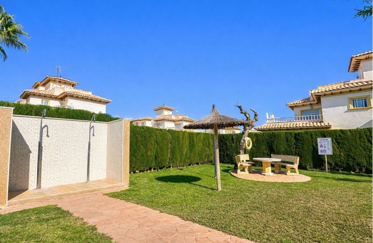 Herverkoop - Quad House -
La Zenia - Costa Blanca