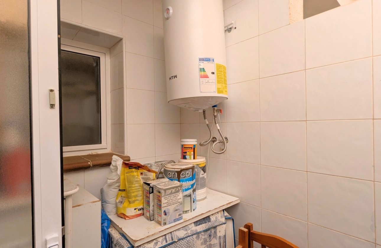 Herverkoop - Quad House -
Lo Crispin - Inland