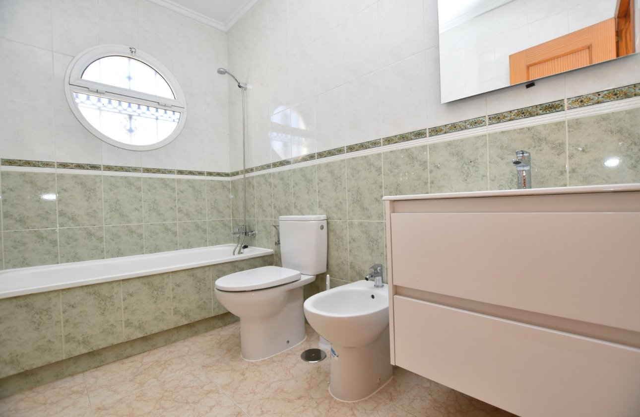 Herverkoop - Quad House -
Orihuela Costa - Costa Blanca