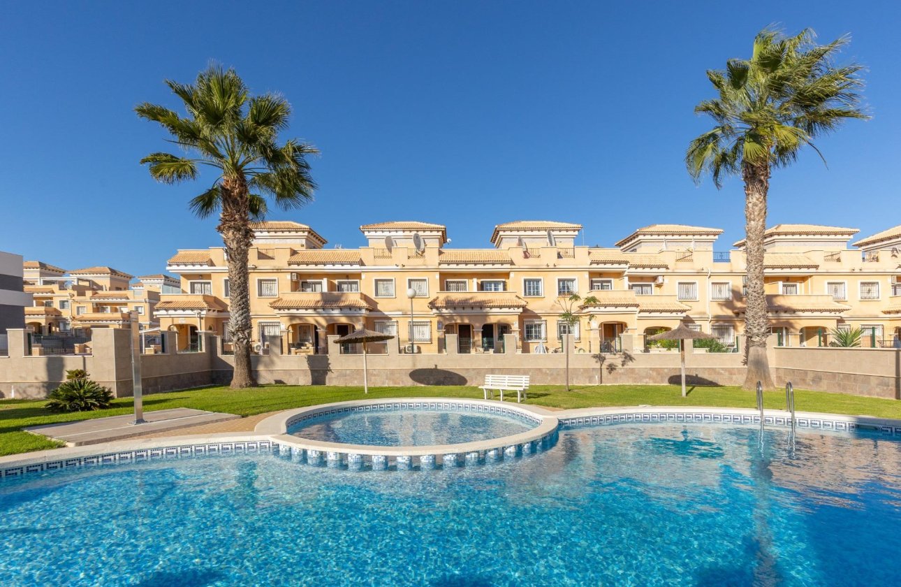 Herverkoop - Quad House -
Orihuela Costa - PAU 8