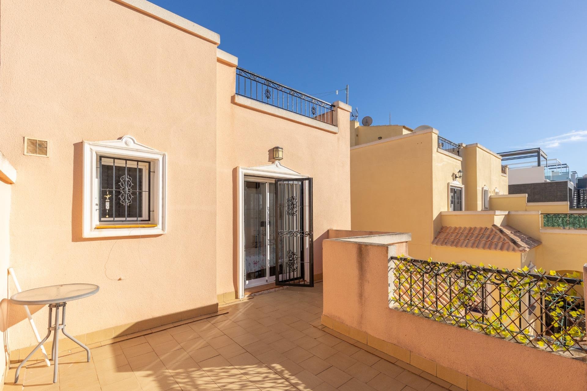 Herverkoop - Quad House -
Orihuela Costa - PAU 8