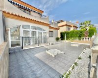 Herverkoop - Quad House -
Orihuela Costa - Playa Flamenca