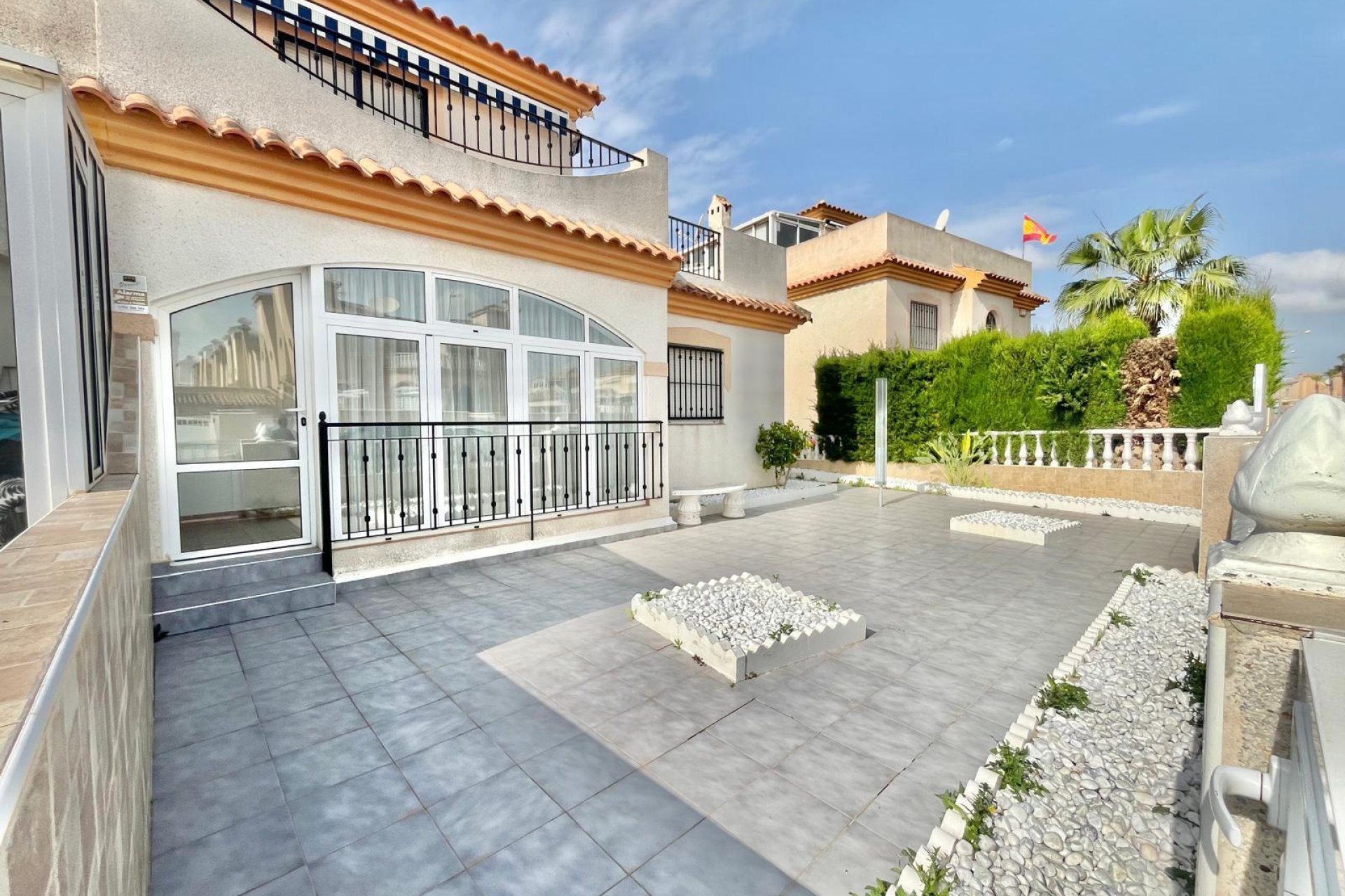 Herverkoop - Quad House -
Orihuela Costa - Playa Flamenca
