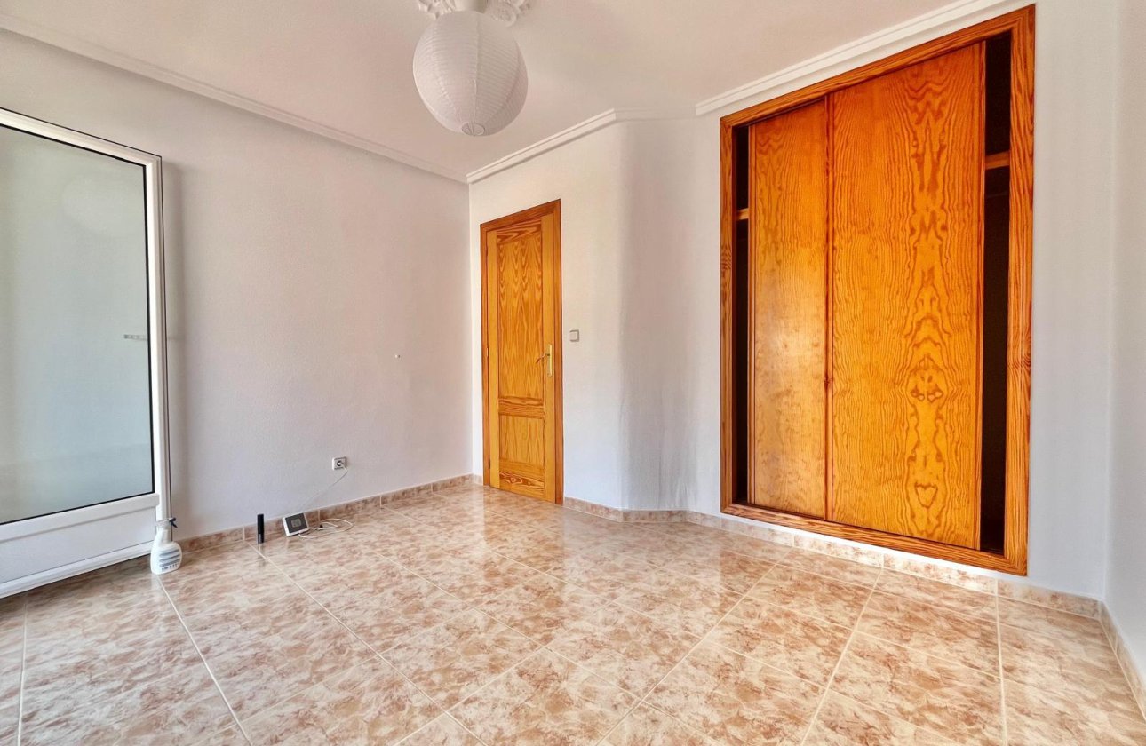 Herverkoop - Quad House -
Orihuela Costa - Playa Flamenca