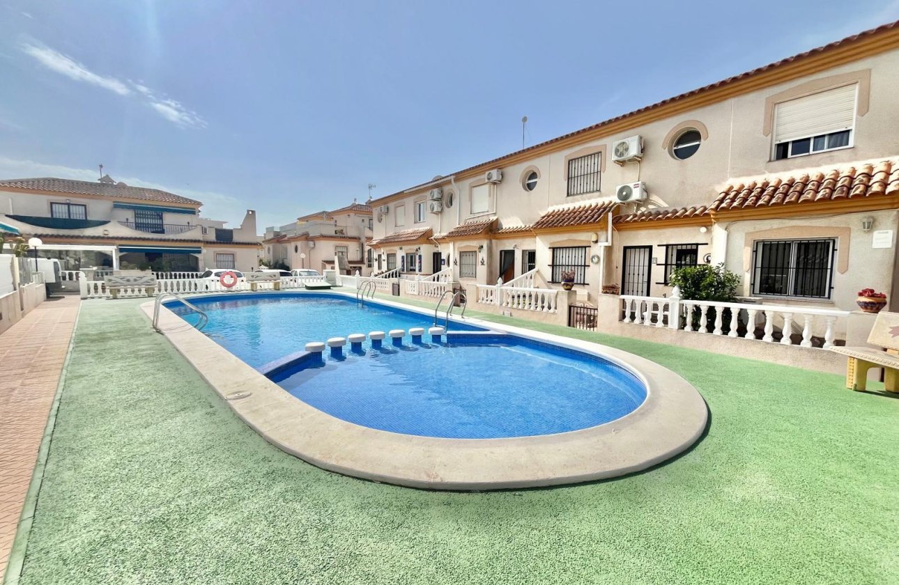 Herverkoop - Quad House -
Orihuela Costa - Playa Flamenca