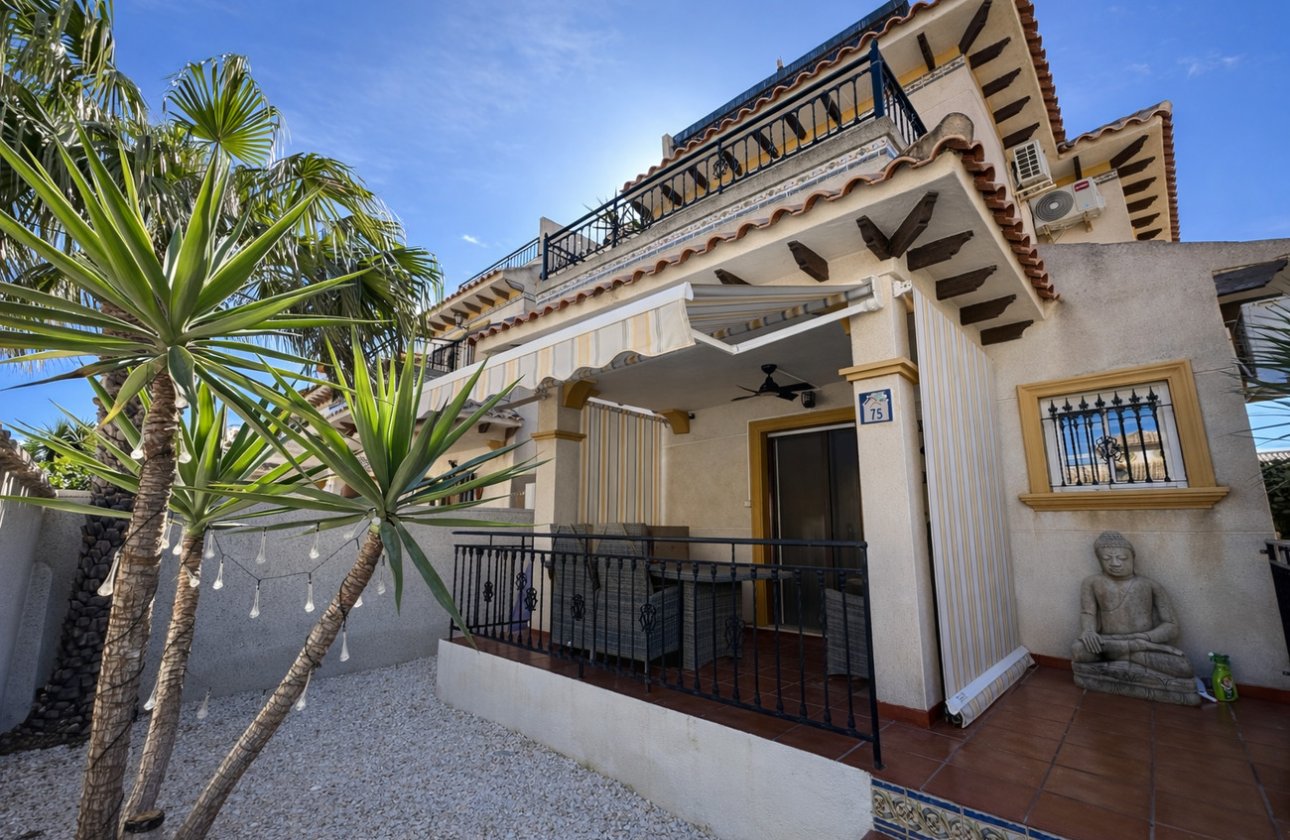Herverkoop - Quad House -
Orihuela Costa - Villa's San Jose IV
