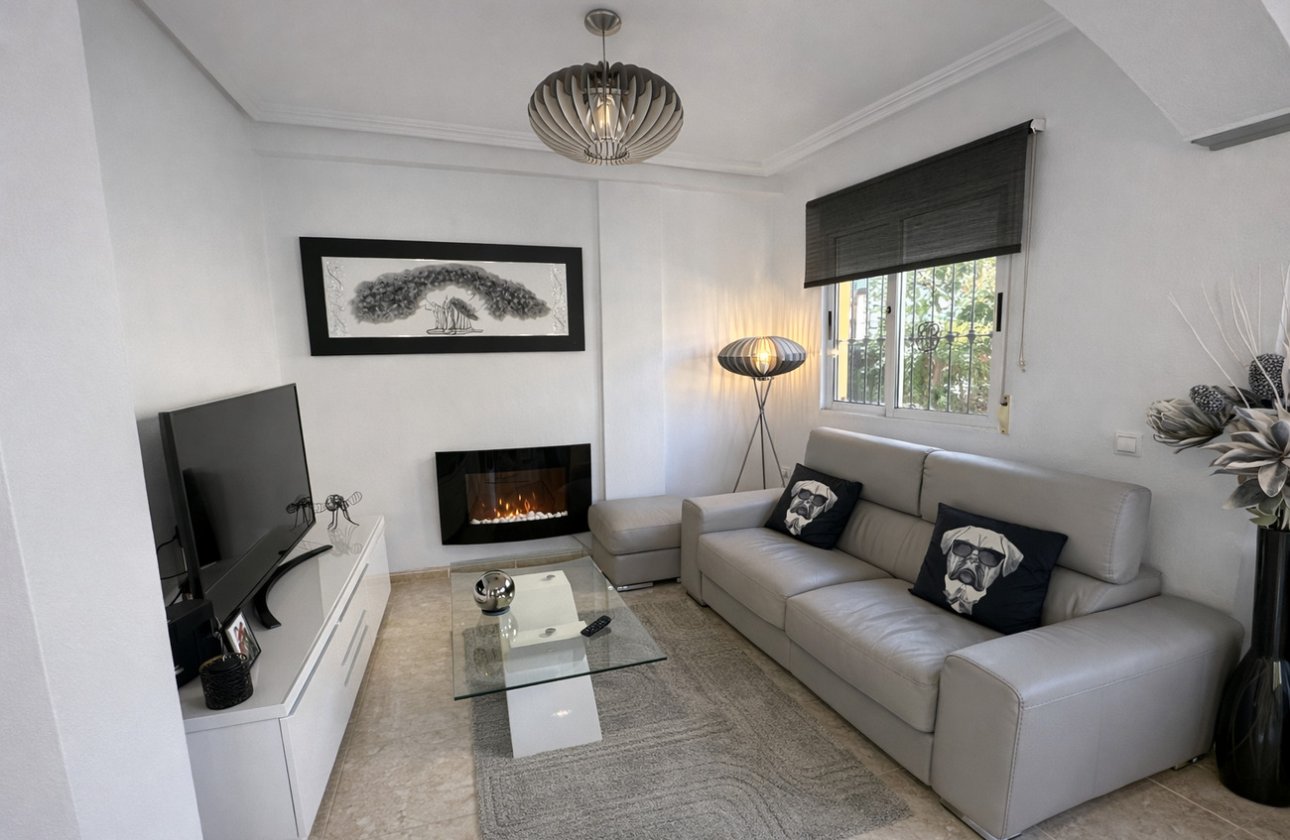 Herverkoop - Quad House -
Orihuela Costa - Villa's San Jose IV