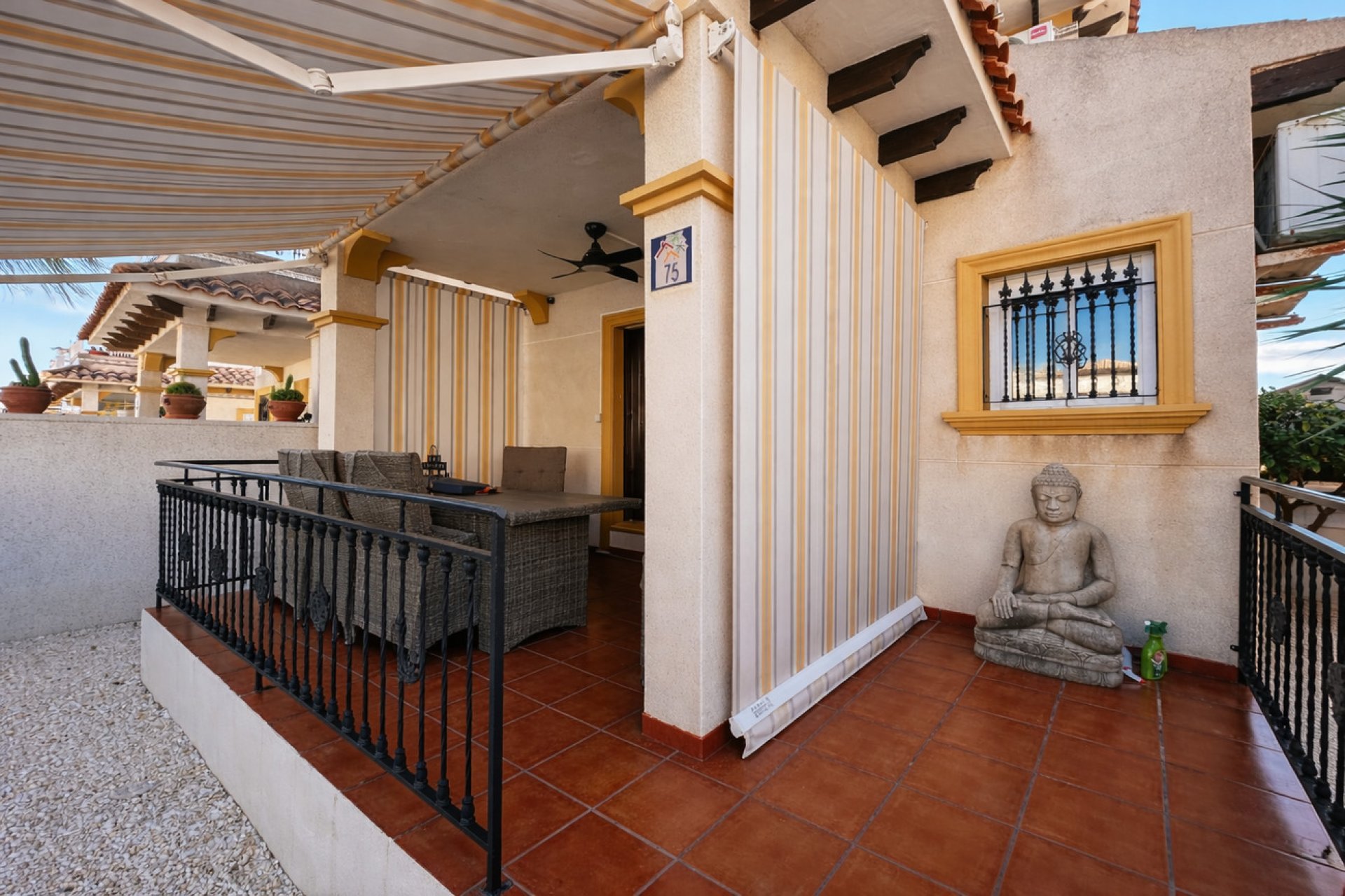 Herverkoop - Quad House -
Orihuela Costa - Villa's San Jose IV