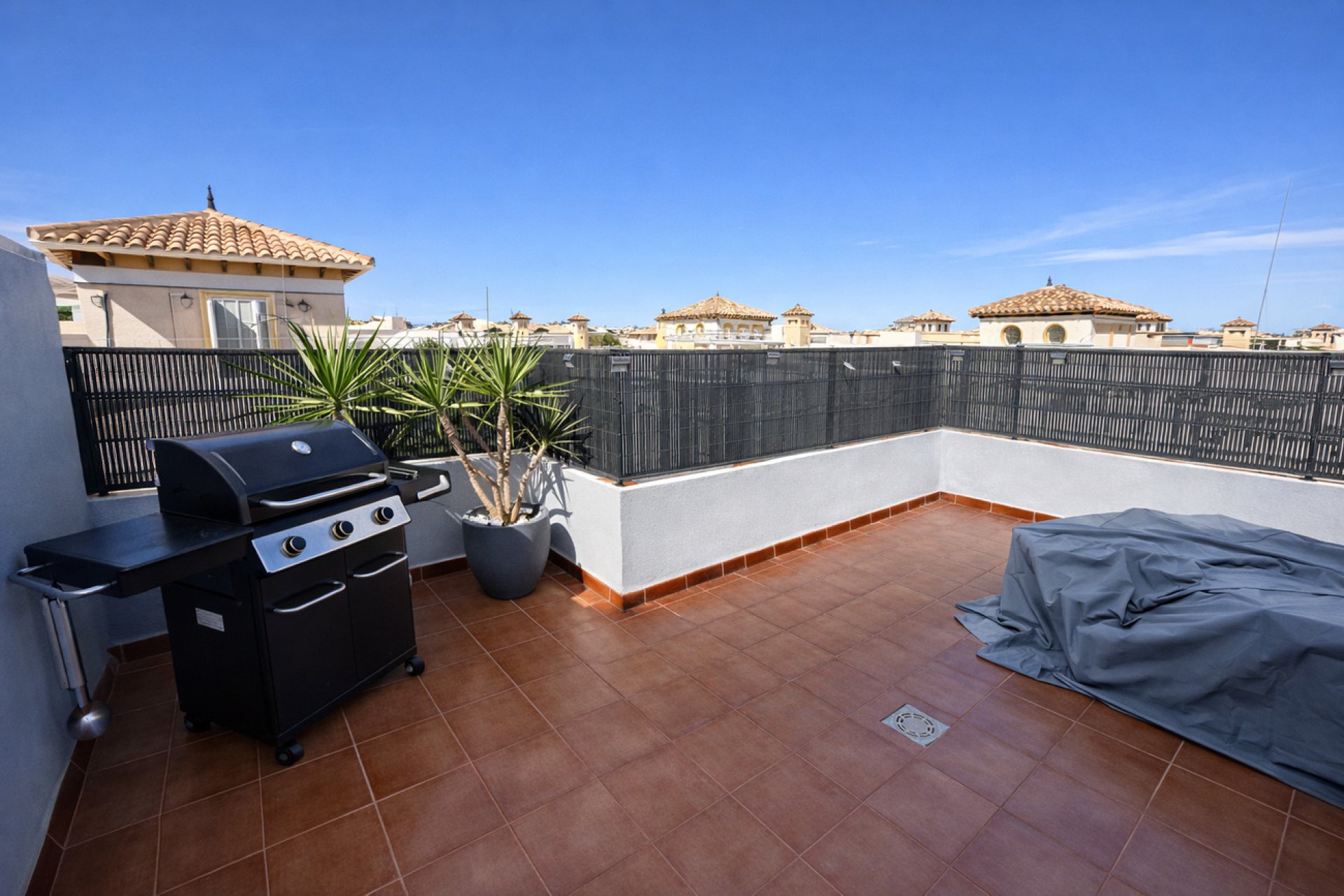 Herverkoop - Quad House -
Orihuela Costa - Villa's San Jose IV