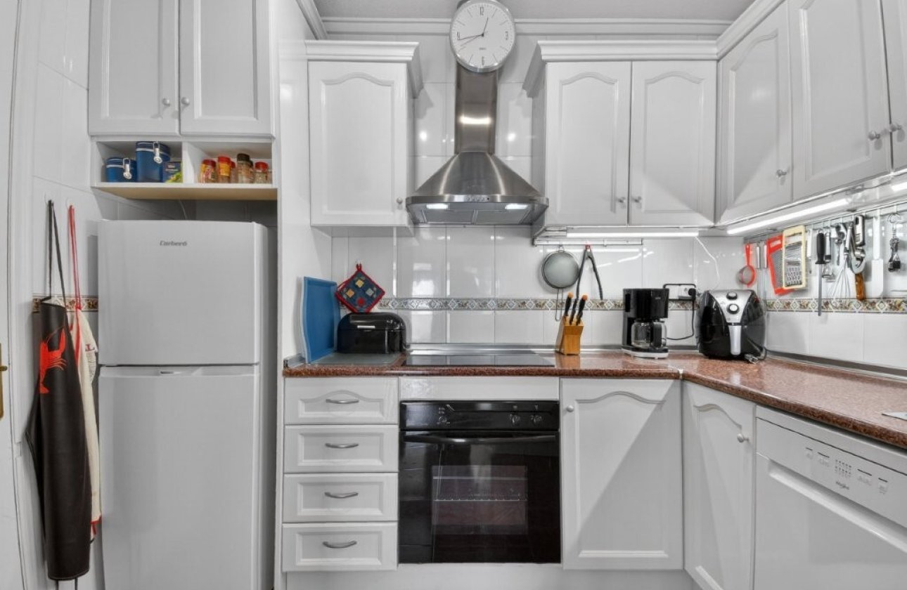 Herverkoop - Quad House -
Playa Flamenca - Serena III