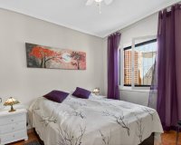 Herverkoop - Quad House -
Playa Flamenca - Serena III