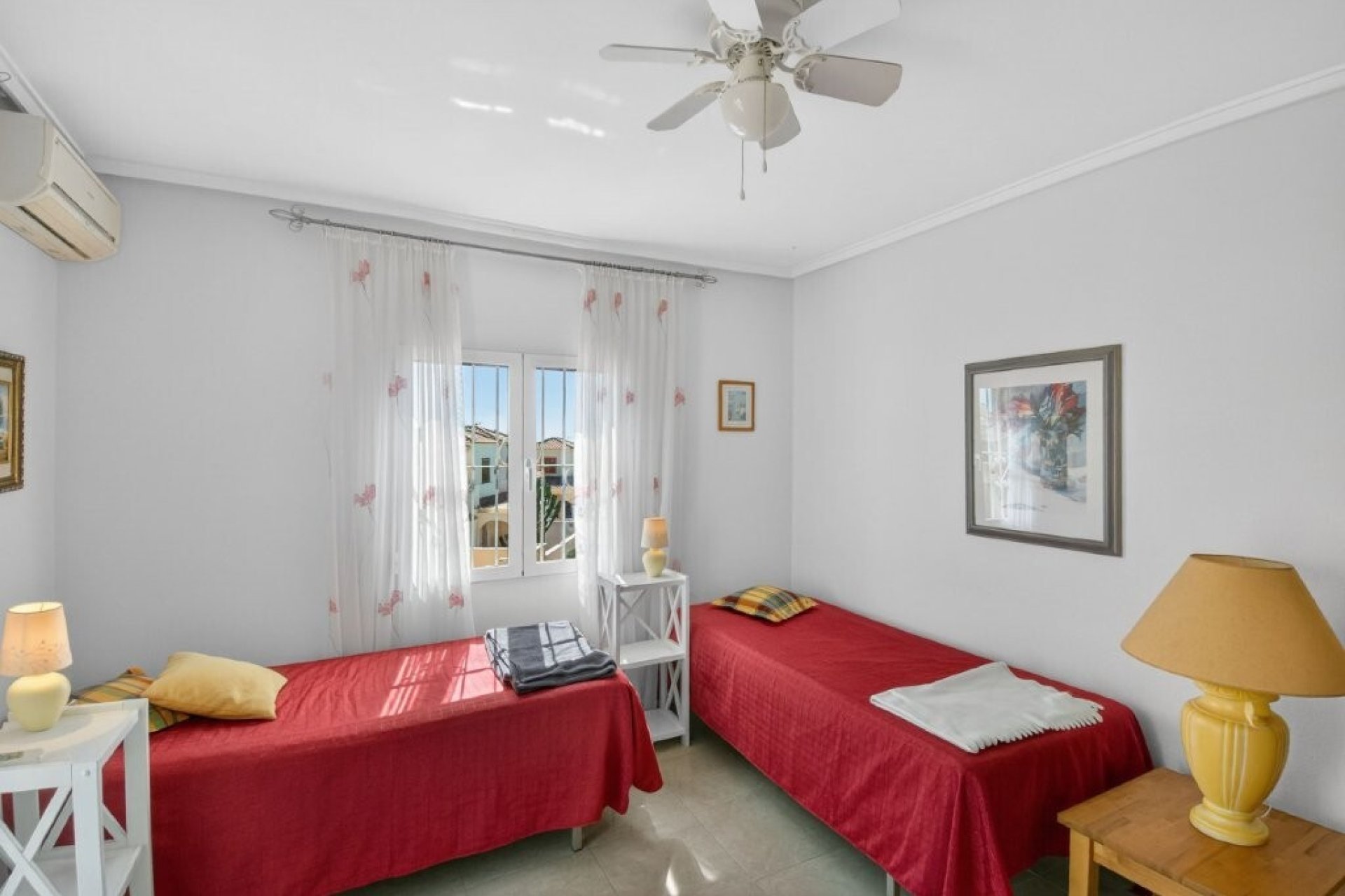 Herverkoop - Quad House -
Playa Flamenca - Serena III