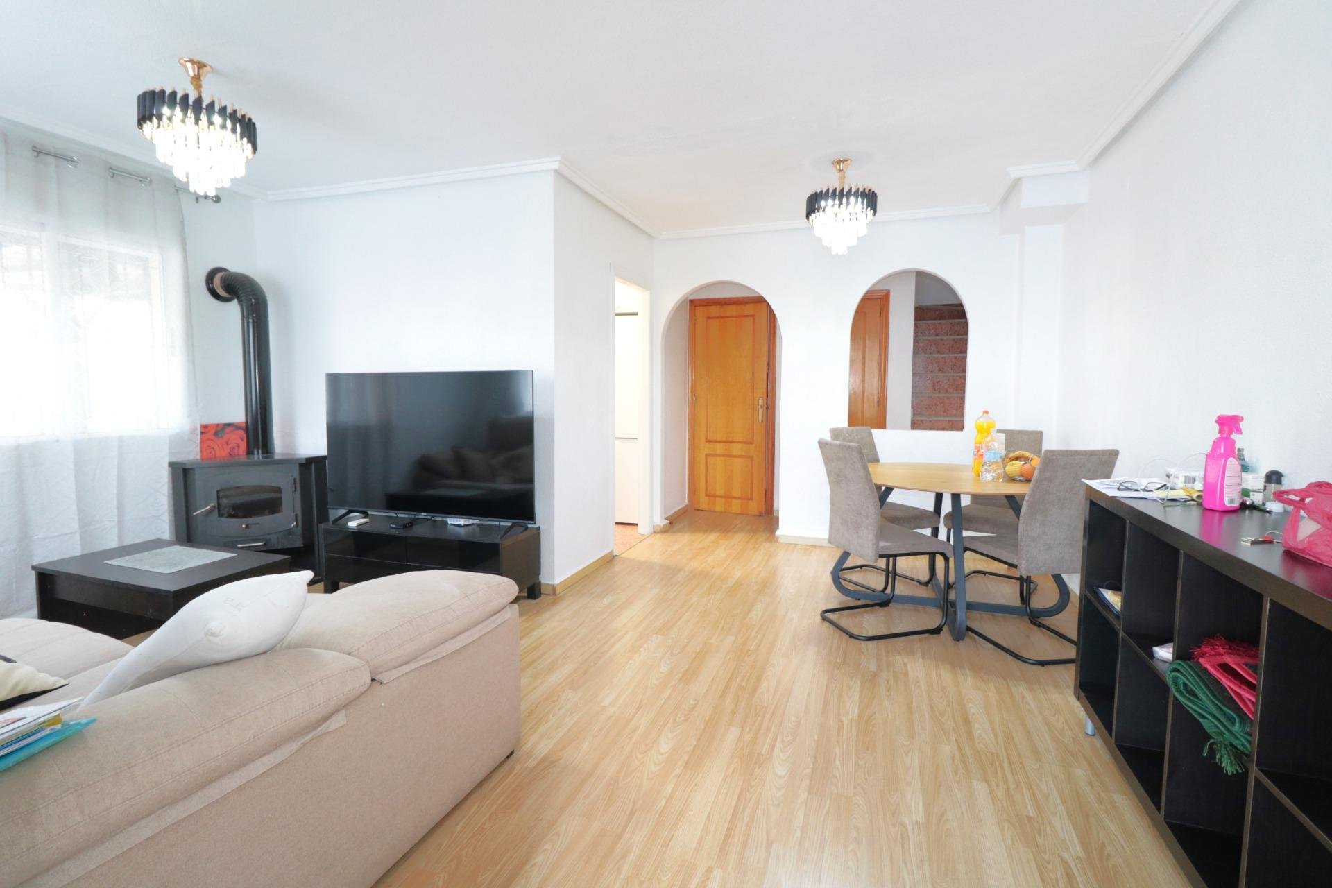 Herverkoop - Quad House -
Torrevieja - Carrefour