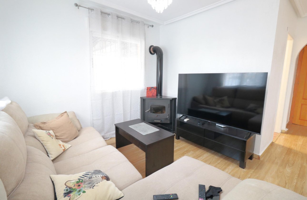 Herverkoop - Quad House -
Torrevieja - Carrefour