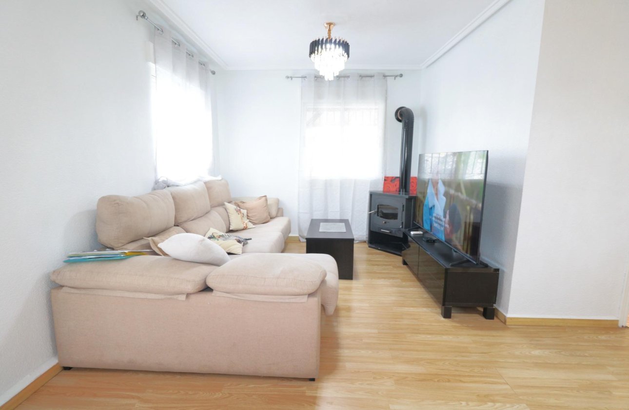 Herverkoop - Quad House -
Torrevieja - Carrefour