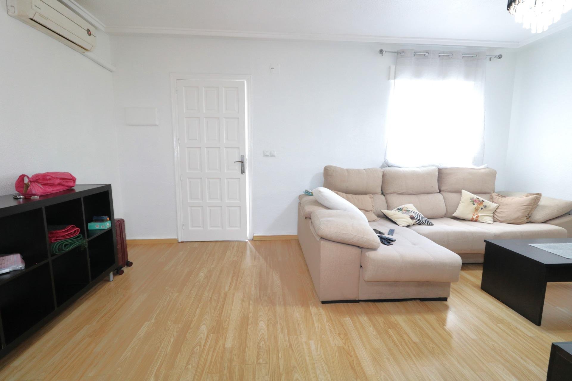 Herverkoop - Quad House -
Torrevieja - Carrefour