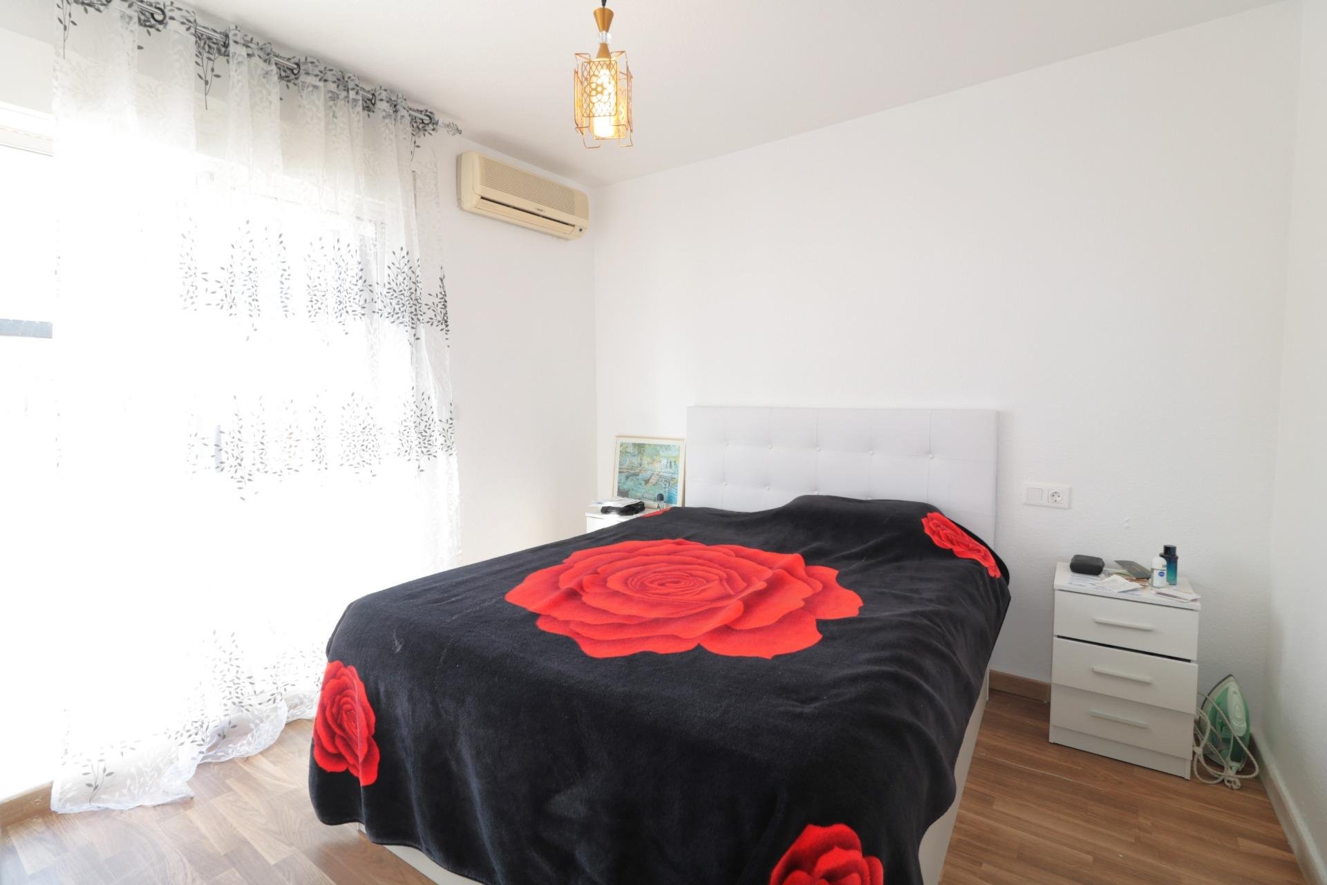 Herverkoop - Quad House -
Torrevieja - Carrefour