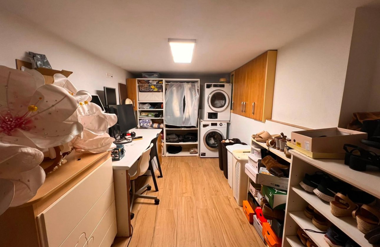 Herverkoop - Quad House -
Torrevieja - Carrefour