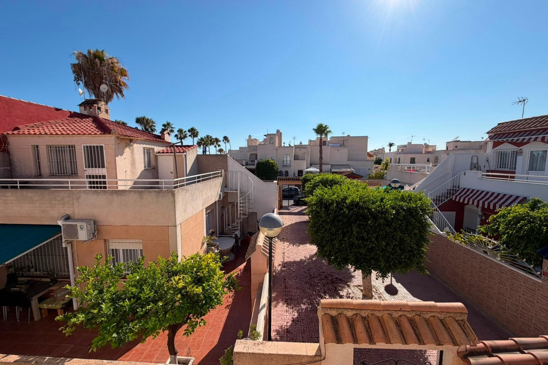 Herverkoop - Quad House -
Torrevieja - Carrefour