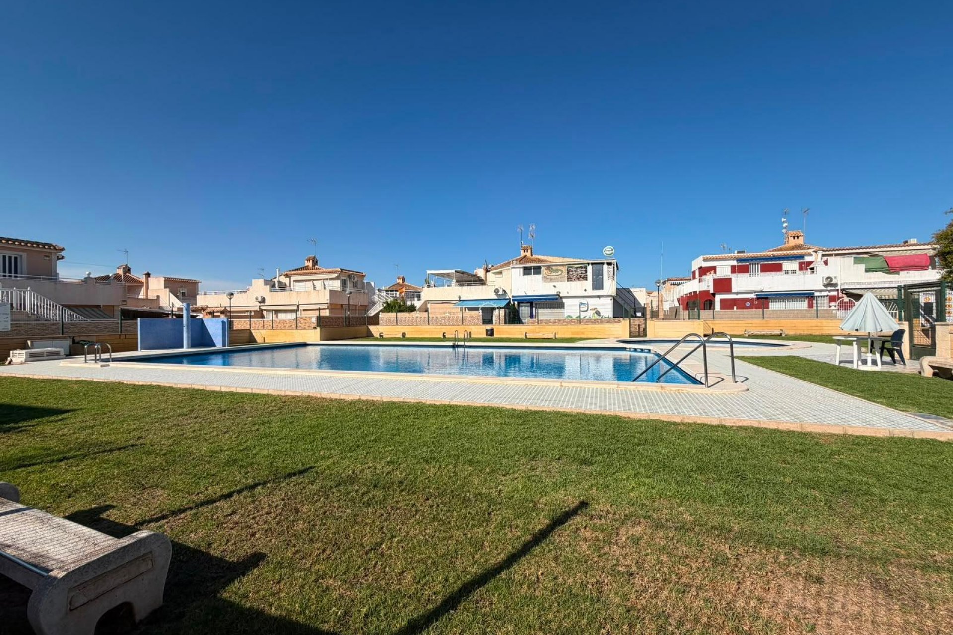 Herverkoop - Quad House -
Torrevieja - Carrefour