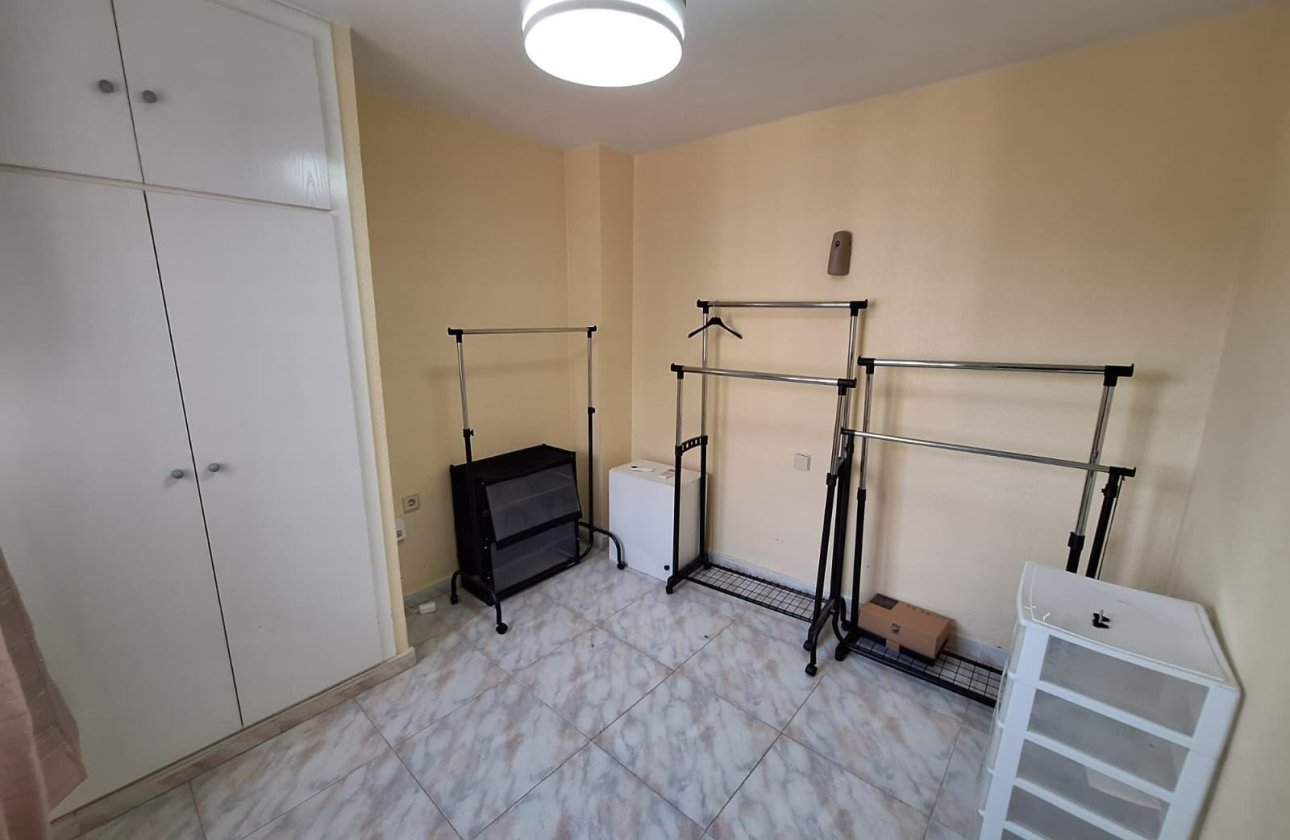 Herverkoop - Quad House -
Torrevieja - Carrefour