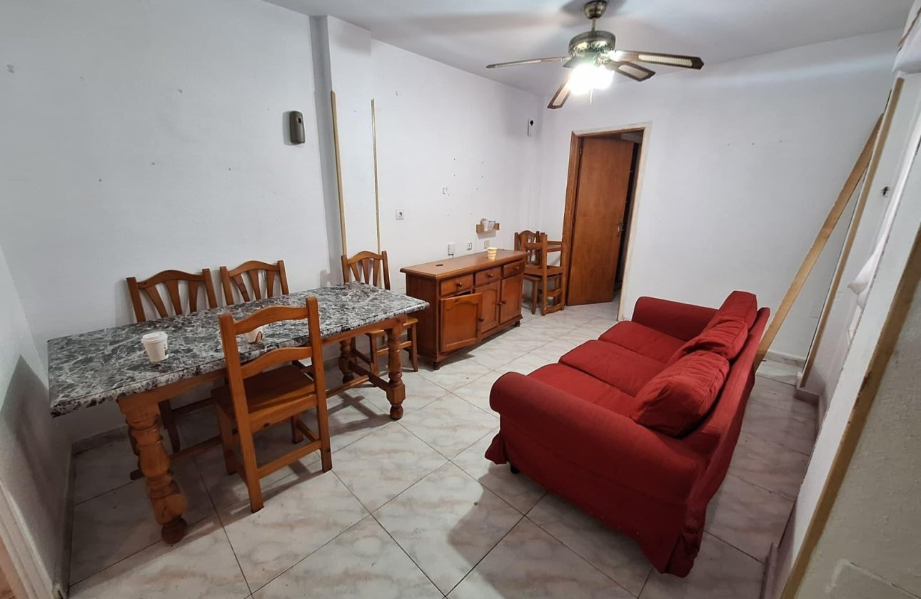 Herverkoop - Quad House -
Torrevieja - Carrefour