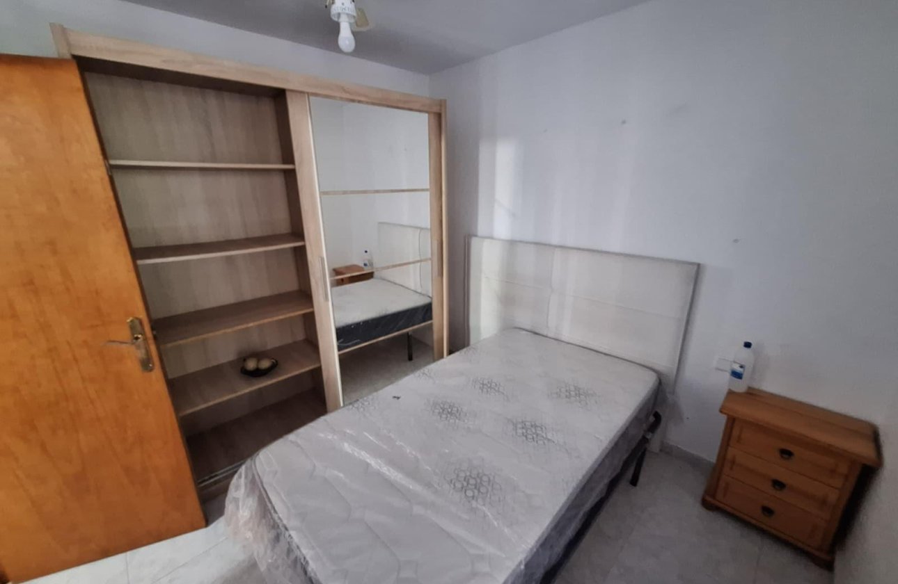 Herverkoop - Quad House -
Torrevieja - Carrefour