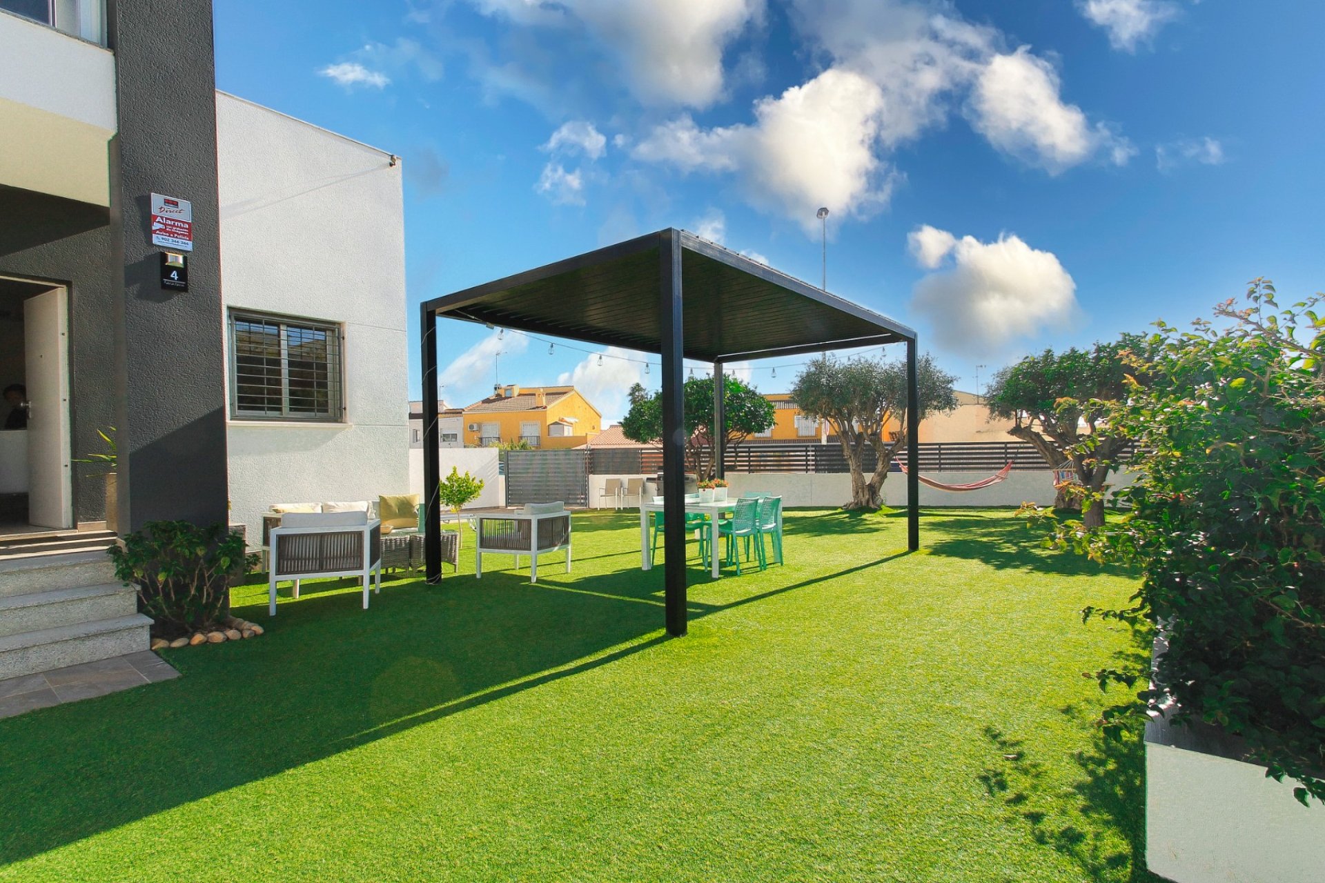 Herverkoop - Quad House -
Torrevieja - Costa Blanca