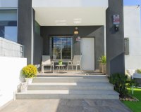 Herverkoop - Quad House -
Torrevieja - Costa Blanca